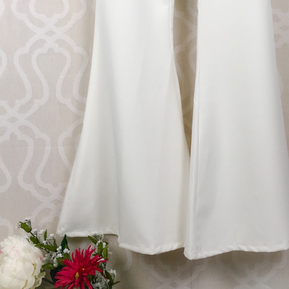 *LAST 2* 70’s Style Ruffle & Flare Jumpsuit - Picture 5 of 8